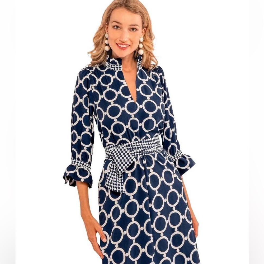 Gretchen Scott Outta Sight Dress in Navy White Dip & Dot. Sz L.  New with tags.